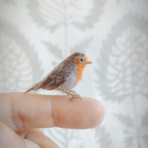 Miniature Needle Felted Robin – Handmade Wool Bird Sculpture