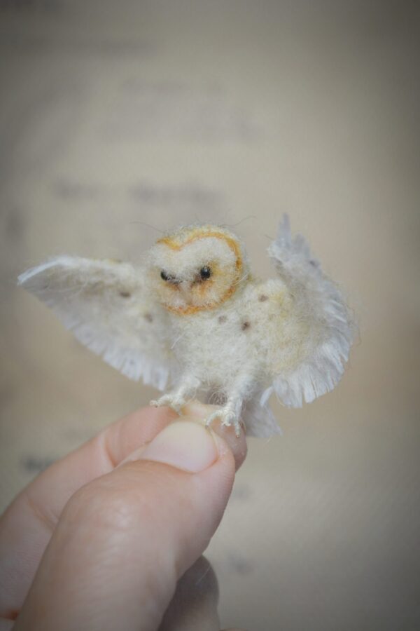 Miniature Felt Owl in Flight – Handmade Poseable Wool Bird Sculpture - Image 5