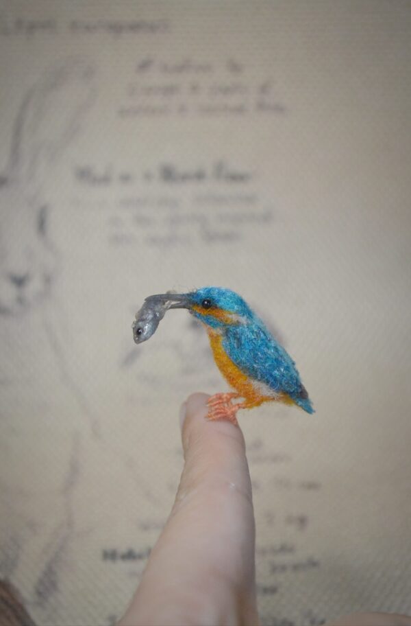 Felted Kingfisher Miniature - Image 4