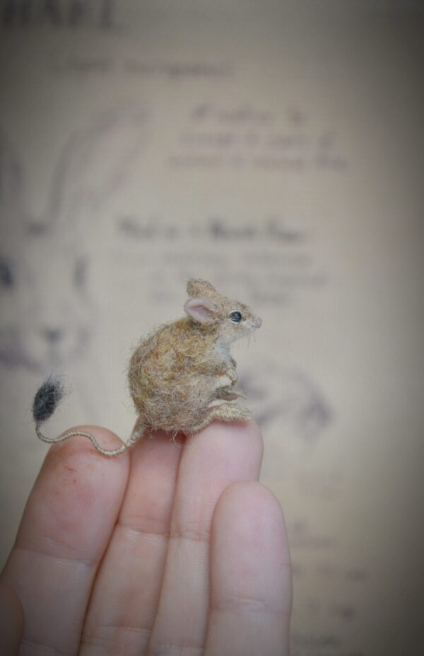 Miniature Needle Felted Jerboa – 3 cm Handmade felted Animal - Image 2