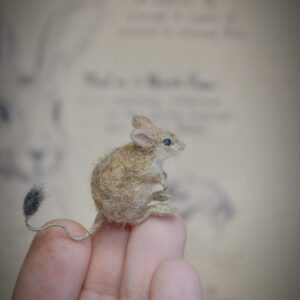 needle felted jerboa by hromovfelts