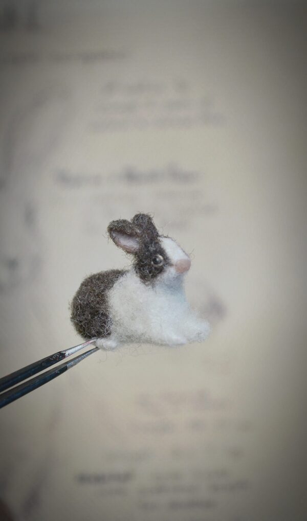 Dutch Rabbit Miniature Needle Felted – 2.5×3.5 cm Handmade Wool Bunny - Image 6