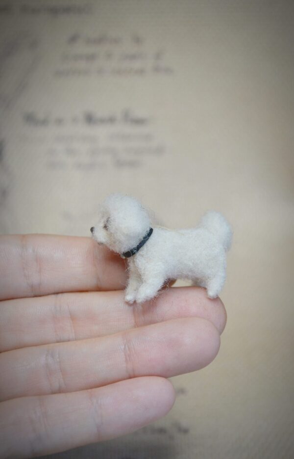 Miniature Needle Felted White Dog – Poseable Bichon or Maltipoo - Image 7