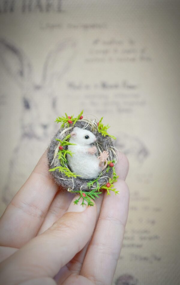 miniature felted mouse