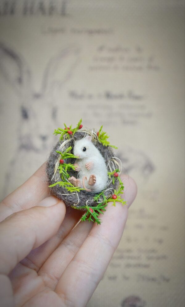 miniature felted mouse