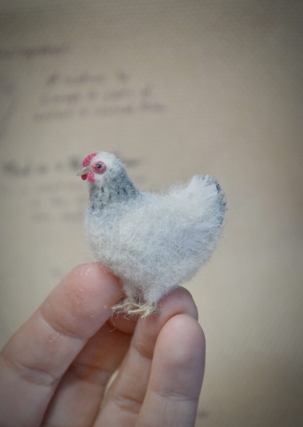 Charming handmade white chicken miniature, 5 cm tall. Needle felted from wool, perfect for dollhouses, farmyard dioramas, or collectors of tiny animals.