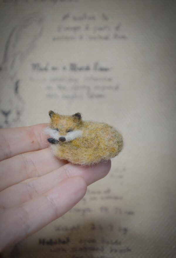 Sleeping Fox Needle Felted Miniature – Curled Up – Handmade Wool Figurine - Image 3