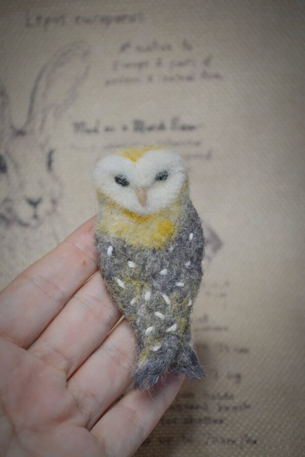 Owl Needle Felted Brooch – Handmade Wool Accessory - Image 3