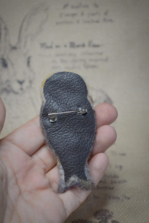 Owl Needle Felted Brooch – Handmade Wool Accessory - Image 4