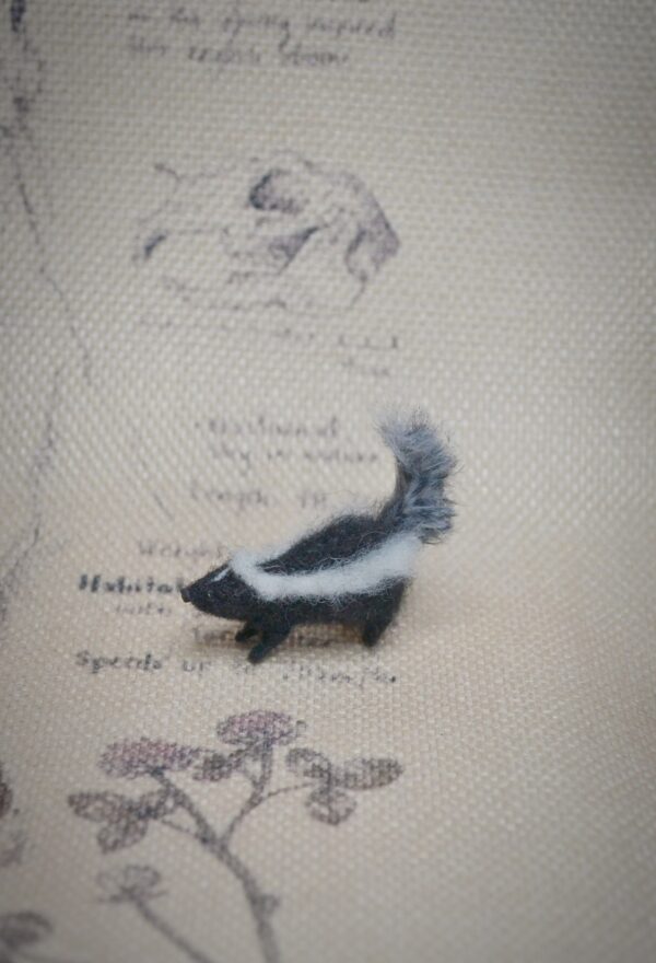Skunk Needle Felted Miniature – Handmade Wool Animal Figurine - Image 2