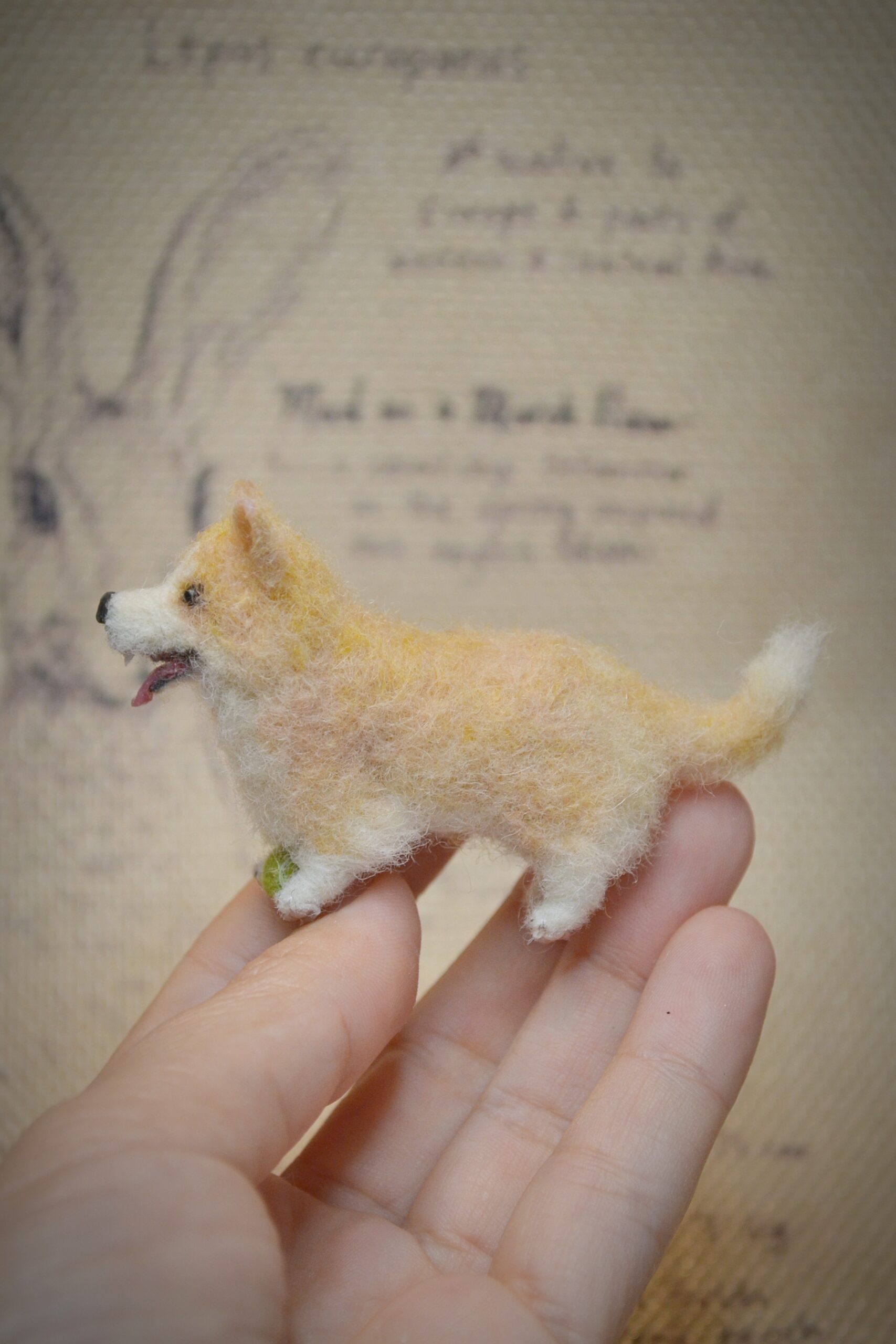 Corgi Dog Needle Felted Miniature – Handmade Wool Figurine - Image 2