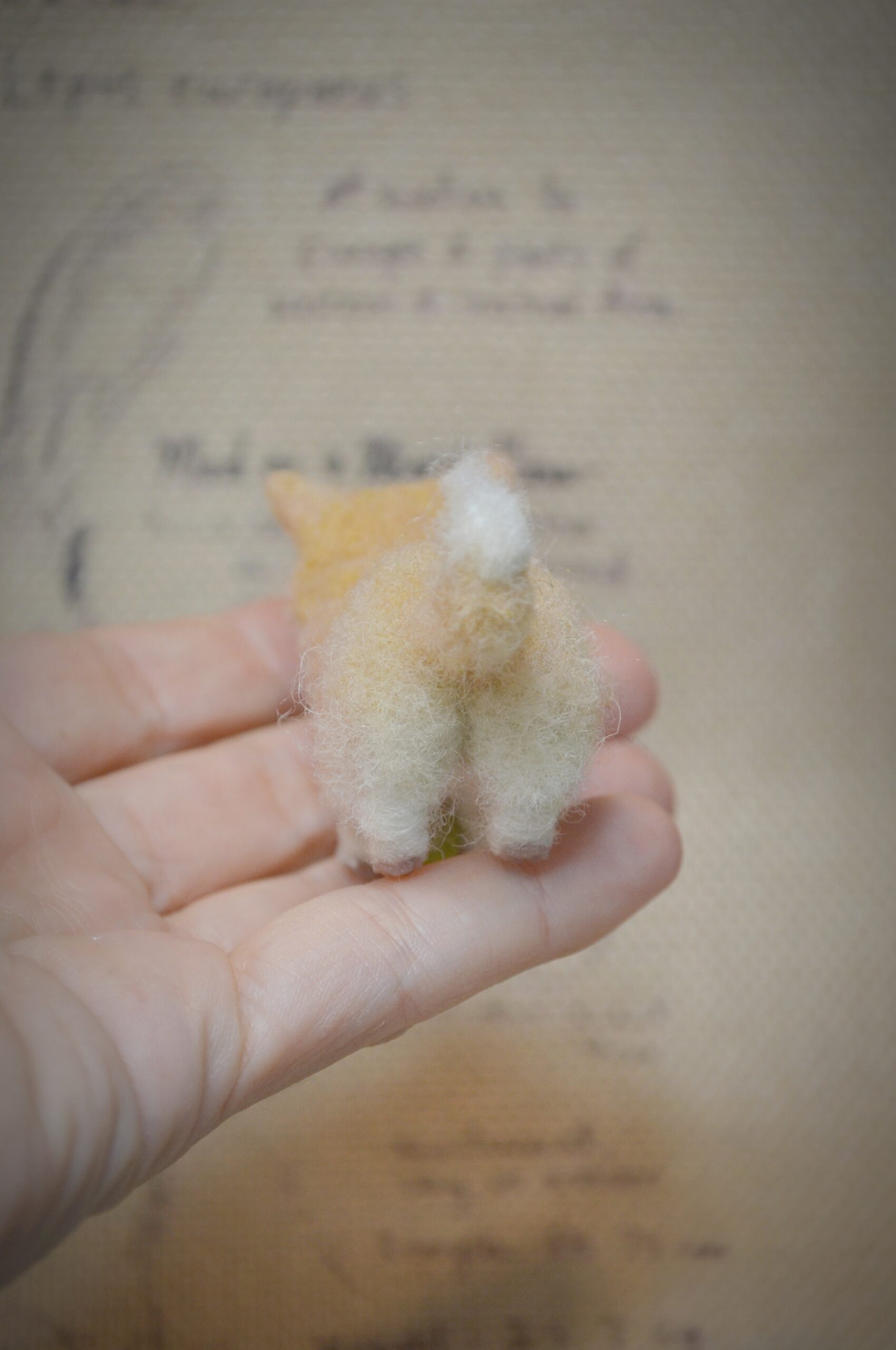 Corgi Dog Needle Felted Miniature – Handmade Wool Figurine - Image 8