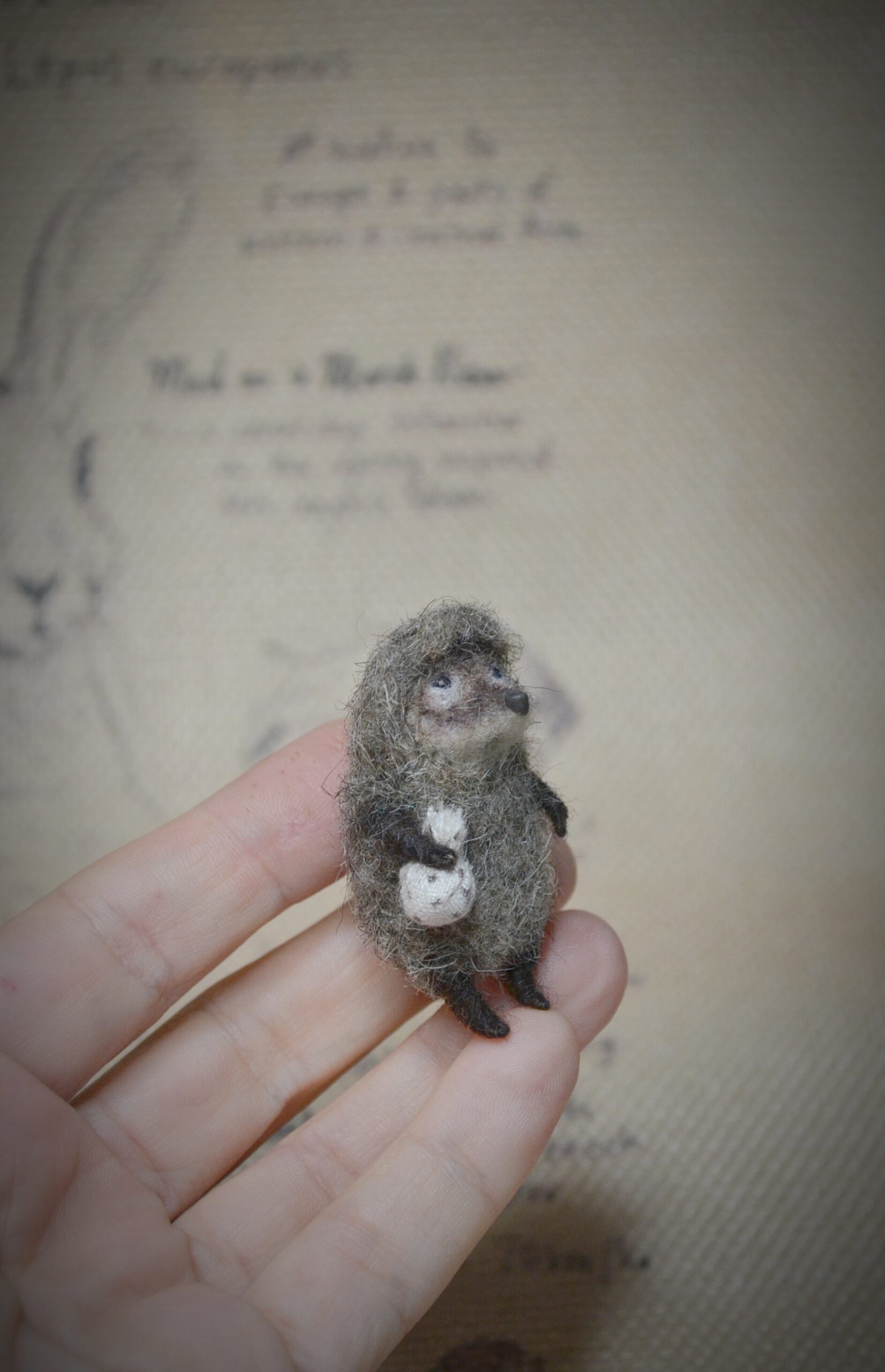 Needle Felted Hedgehog “Hedgehog in the Fog” – Custom Handmade Wool Figurine - Image 3