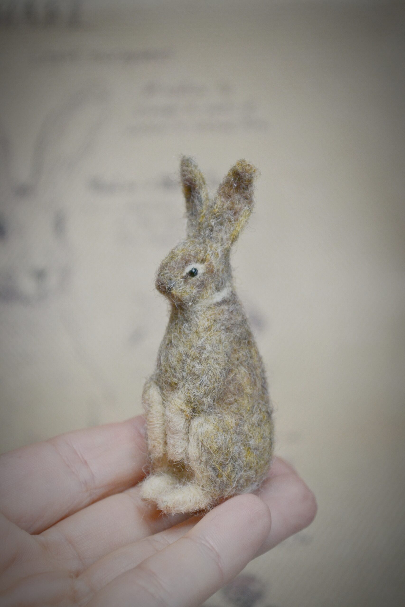 Needle Felted Hare Miniature – Handmade Wool Figurine - Image 4