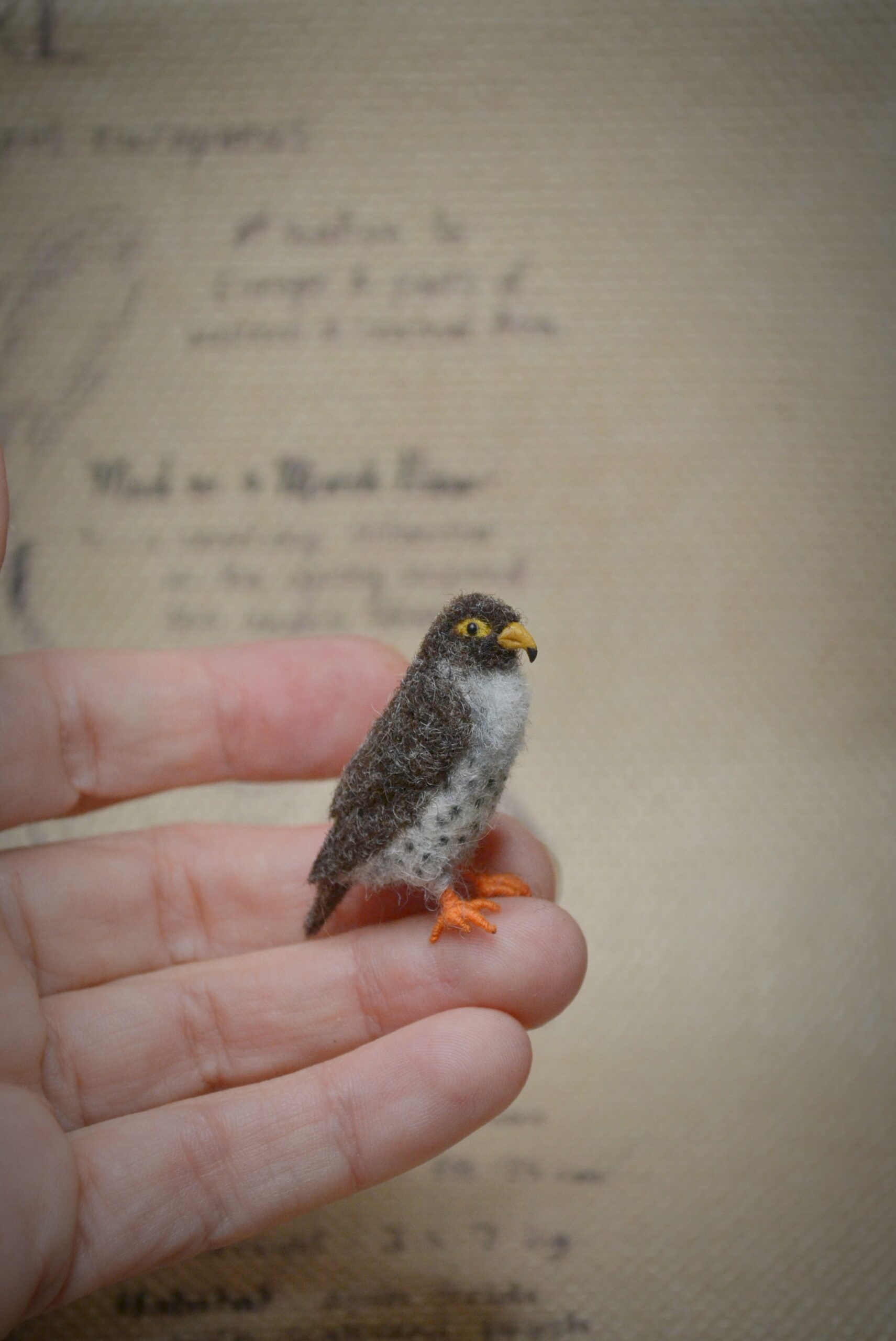 Needle Felted Falcon Miniature – Handmade Wool Bird Figurine - Image 6