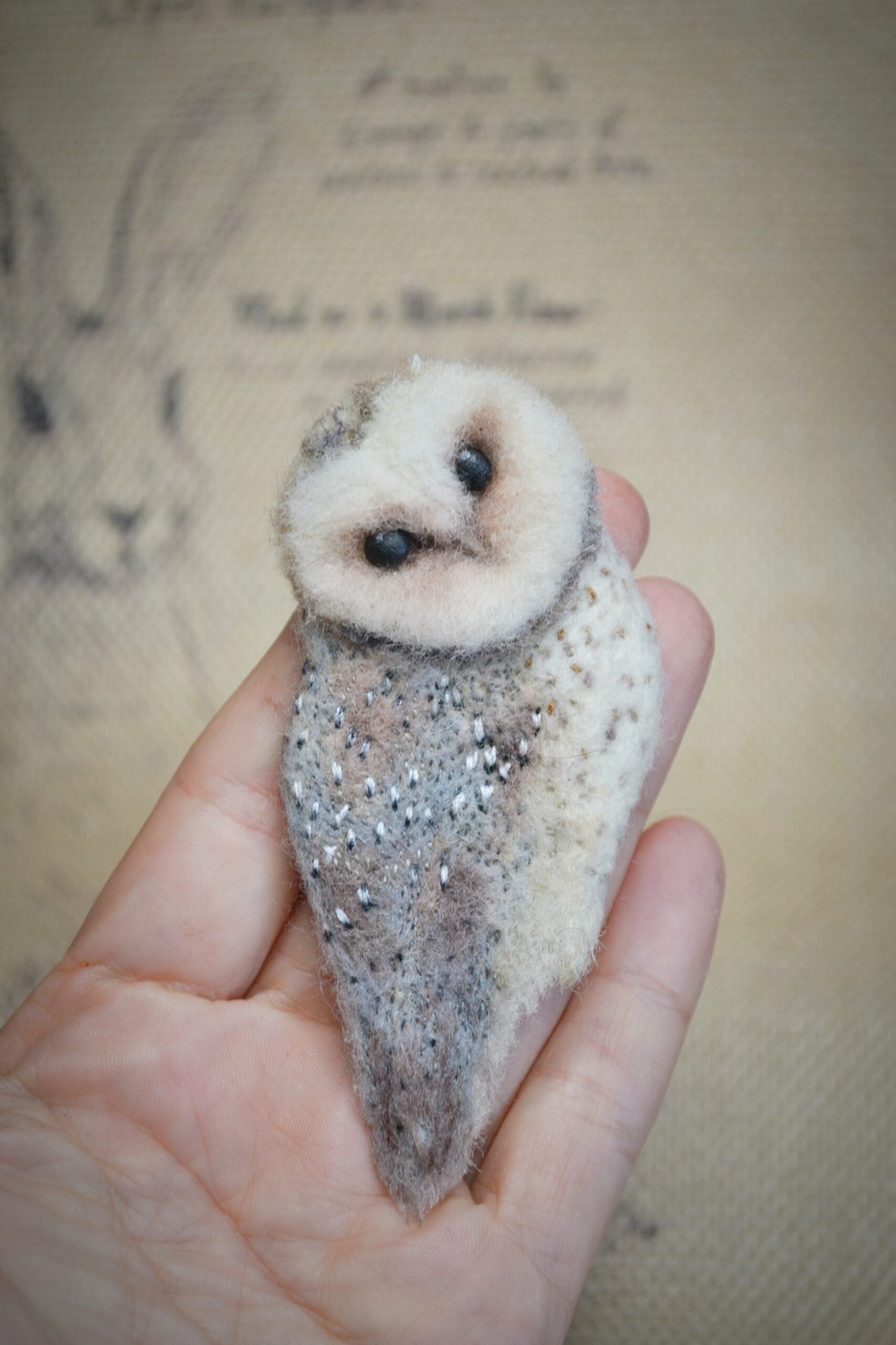 Needle Felted Barn Owl Brooch – Embroidered Wool Owl Pin - Image 4