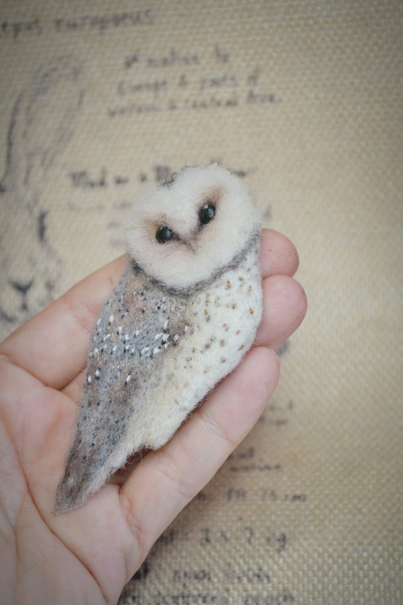 Needle Felted Barn Owl Brooch – Embroidered Wool Owl Pin - Image 7